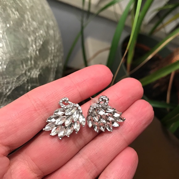 Beautiful 925 silver platedSWAN sapphire earrings - Picture 4 of 8